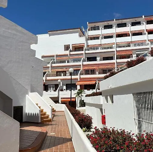 In Ocean Park Ii, Costa Adeje, Tenerife * Costa Adeje (Tenerife)